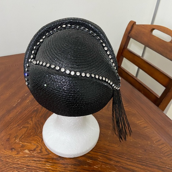 Dressy black hat with bedazzle - Picture 3 of 4